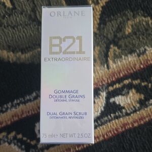 B21 Extraordinaire Dual Grain Scrub